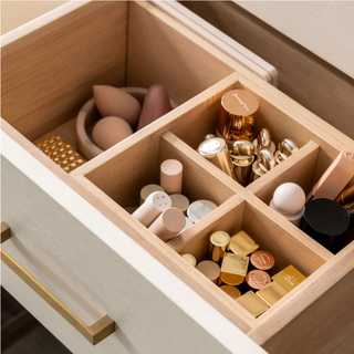 Maximize Your Space: How the Bella Beauty Cabinet Organizes Your Beauty Products